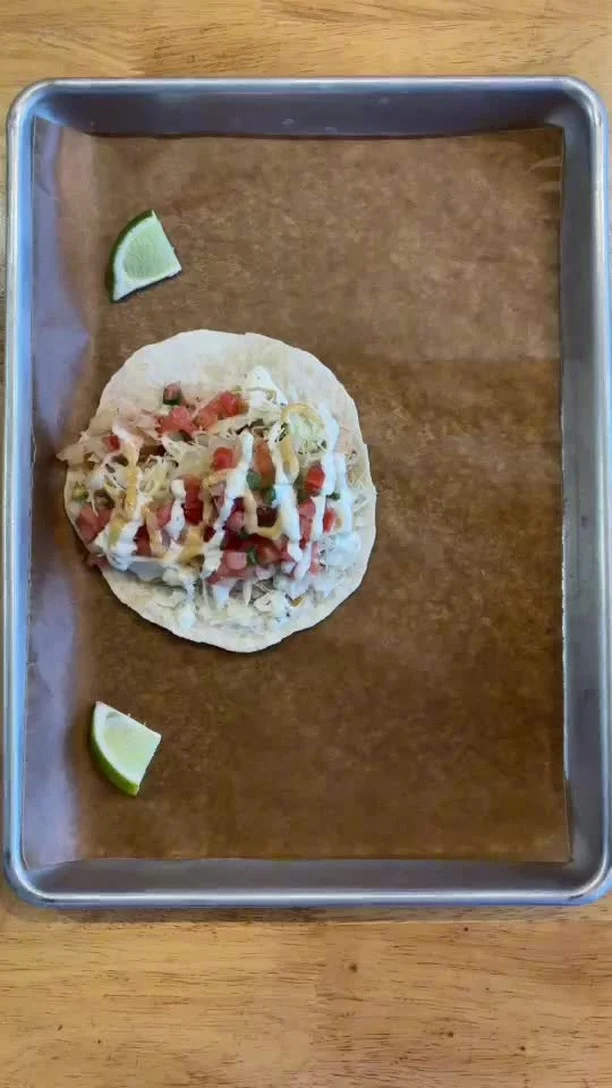 Taco 'bout a feast! 🌮 Grab one (or three) and treat yourself to some serious flavor!🌮#tacos #streats #foodie
